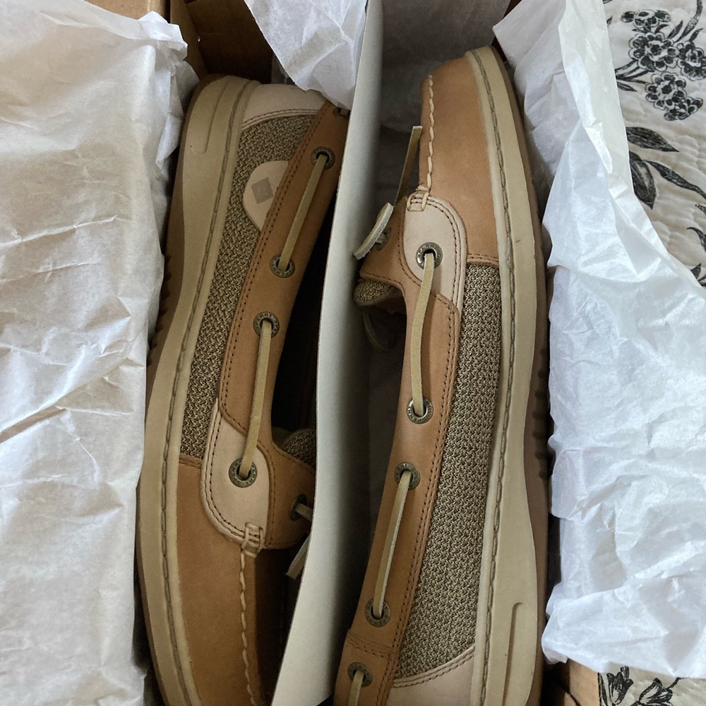 Sperry Angelfish, Sz. 9.5 Medium, leather & linen, NWB - Picture 4 of 5